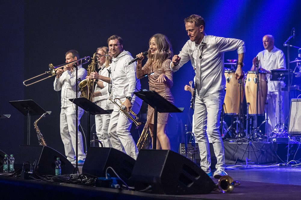 100 Jahre Burgermusik Luzern Spinning Wheel 83