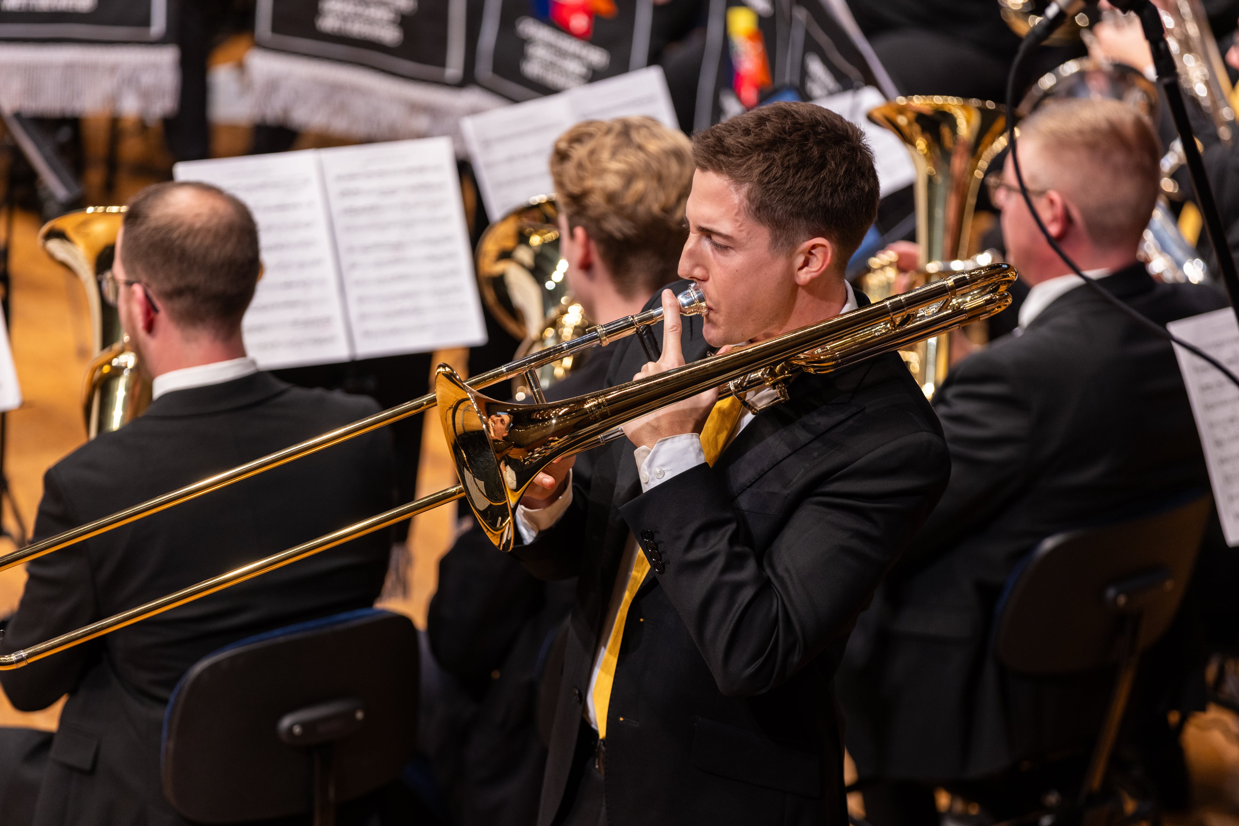 EBORNET 251130 389-min